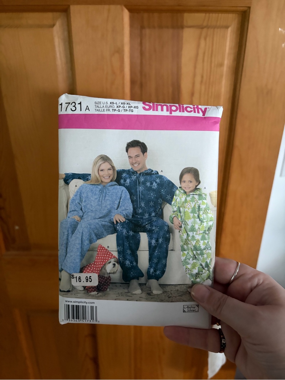 Simplicity 1731 family hooded jumpsuit one piece pj kids adults dog